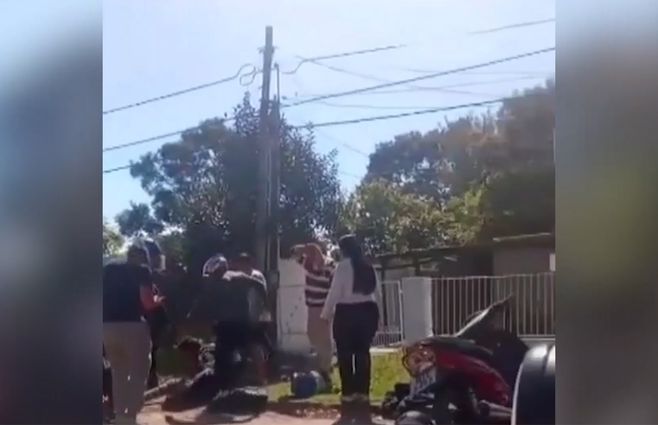 vecinos-robo-moto-delincuente-golpiza-salto.jpg