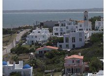 Reclamó terreno con escritura firmada por una persona fallecida