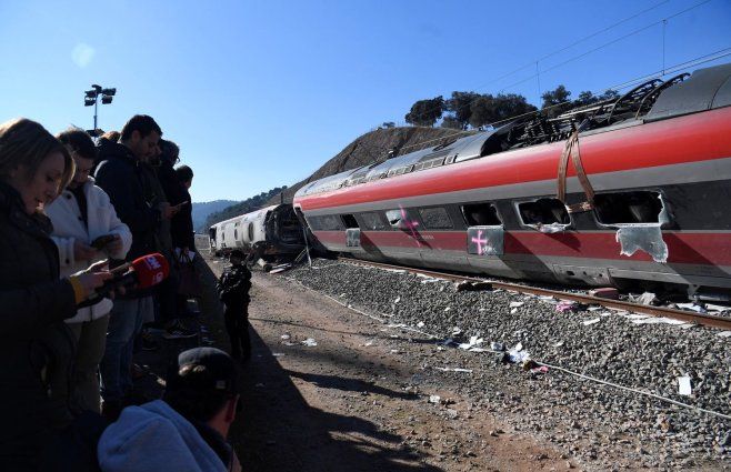 Foto: AFP. Choque de trenes en España.