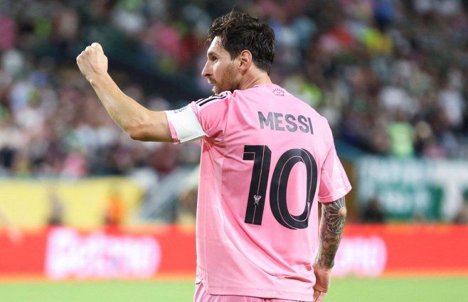Messi, la gran estrella del Mundial de Clubes (y del mundo fútbol), está en octavos de final del Mundial de Clunes. Foto: AFP