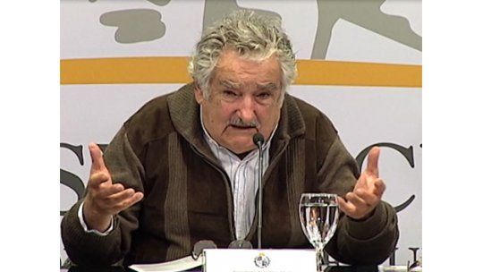 Mujica dijo que Ley de Medios está “a leguas de ser una mordaza