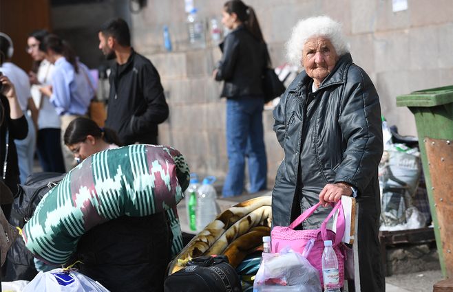 refugiados-Nagorno-Karabaj-armenia-afp.jpg
