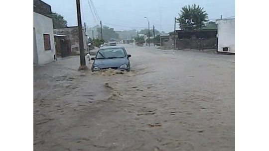 Una veintena de inundados en Durazno y hay rutas cortadas