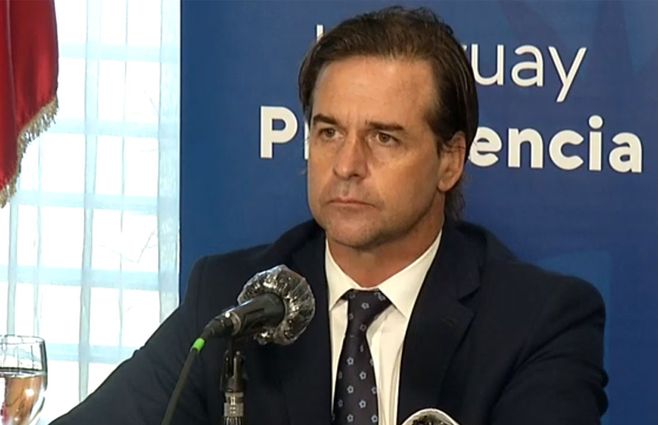 Lacalle Pou en conferencia de prensa.