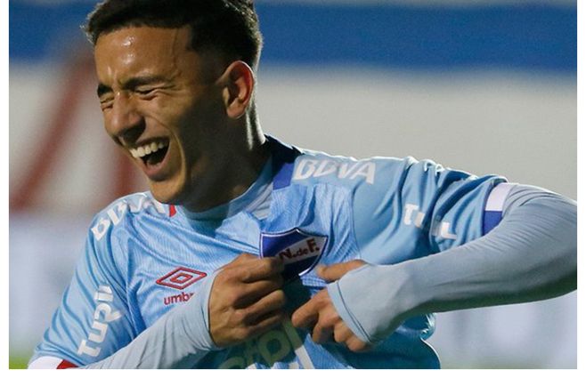 Cartagena llora de alegría. Entró en el minuto 79 y convirtió en los descuentos. 