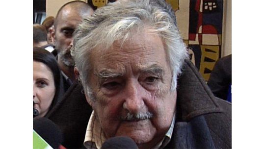 Mujica asumió responsabilidad ante envío de presos de Guantánamo