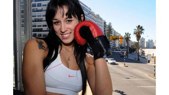 Chris Namús no peleará más en Uruguay por los altos impuestos