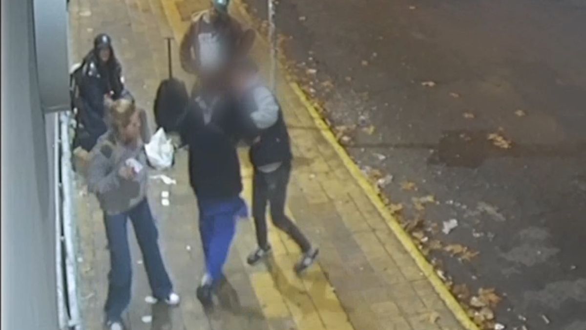 Una mujer y un hombre están detenidos por el caso del turista apuñalado en el Centro