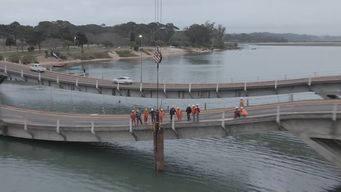 avanzan las obras en el puente de la barra; esta semana no hubo variacion en la altura