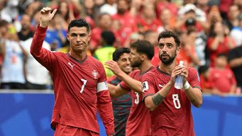 con doblete de cr7, portugal golea 5-0 a uzbekistan y se acomoda en el mundial