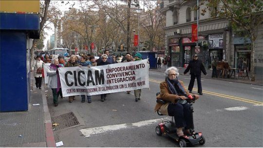 marcha bastones 18 de julio