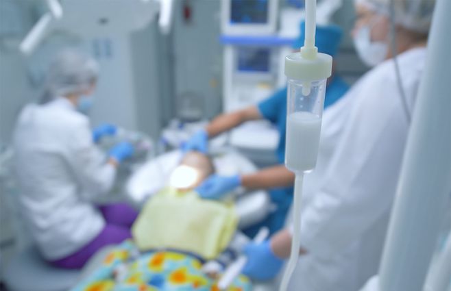 cirugia-gente-medicos.jpg