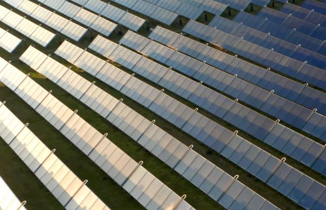 PARQUE-PANELES-SOLARES-UTE-ARCHIVO