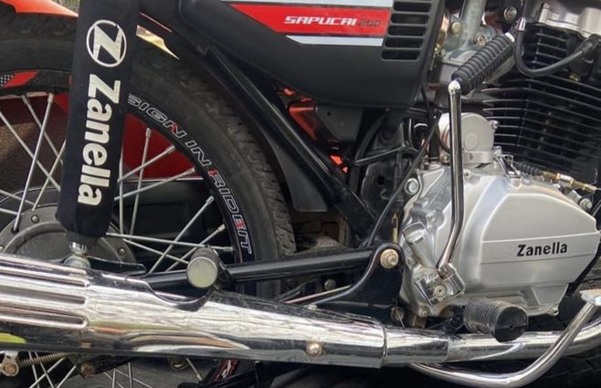 Foto cedida a Subrayado. La moto incautada a los adolescentes.