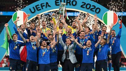 italia se queda con la eurocopa al ganarle a inglaterra por penales