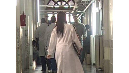Vuelve la normalidad en hospitales por fin de conflicto gremial