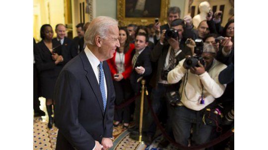 Senado de EE.UU. aprueba presupuesto y evita abismo fiscal