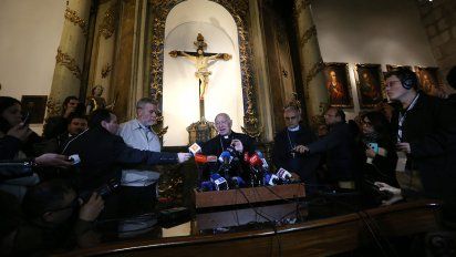 suspenden a 14 sacerdotes chilenos por presuntos delitos sexuales