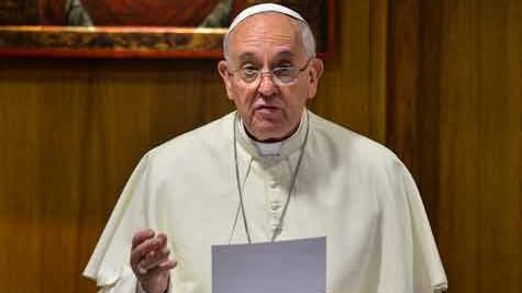 El Papa Francisco a los padres: “Dos o tres palmadas no vienen mal”