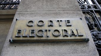 corte electoral definio colores para papeletas de los plebiscitos que se votan en octubre