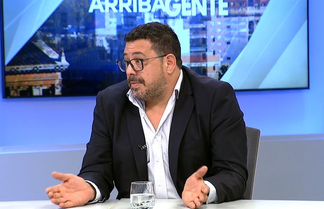 pacha-cargos-arriba-gente.jpg