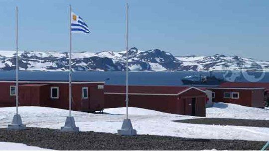 Base Artigas