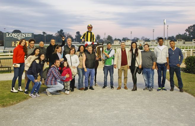 incalcanzable turf (1).jpg