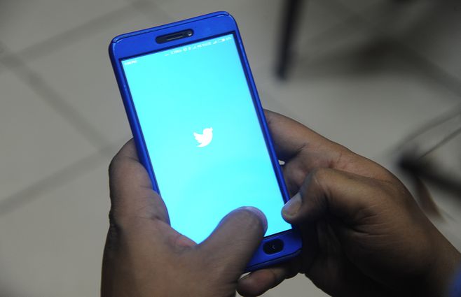 twitter-logo-celular-AFP.jpg
