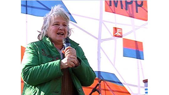 Topolansky advierte que huelga en educación revienta en junio