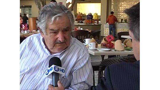 Mujica confirma que hay fragmentos de otros cuerpos en el 14