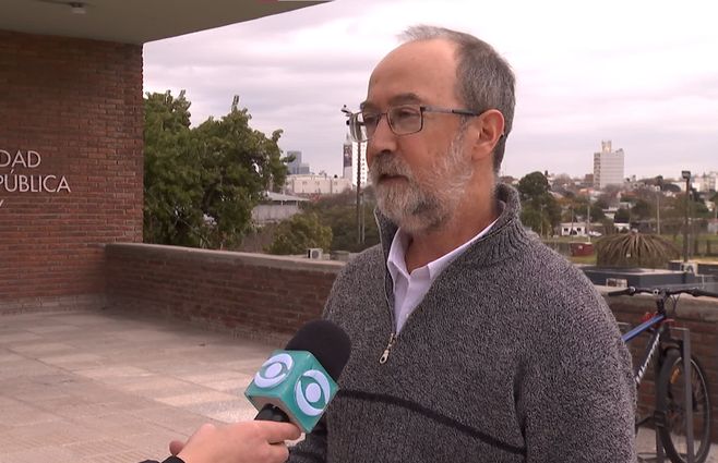 tabare-gallardo-profesor-de-astronomía.jpg
