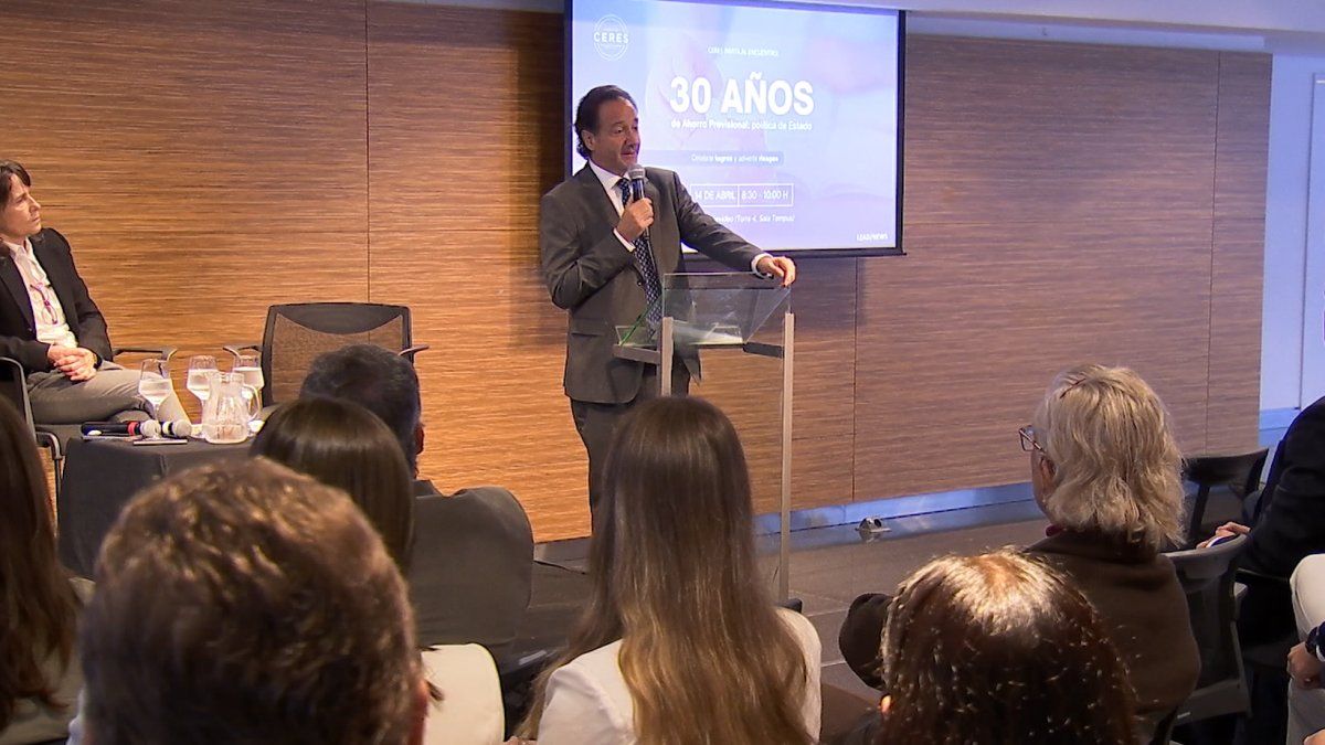 A 30 años de ahorro individual obligatorio en Uruguay, Ceres lo destacó como 