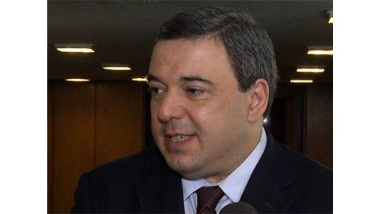 Ministro de Economía en alerta por inflación acumulada de 9%