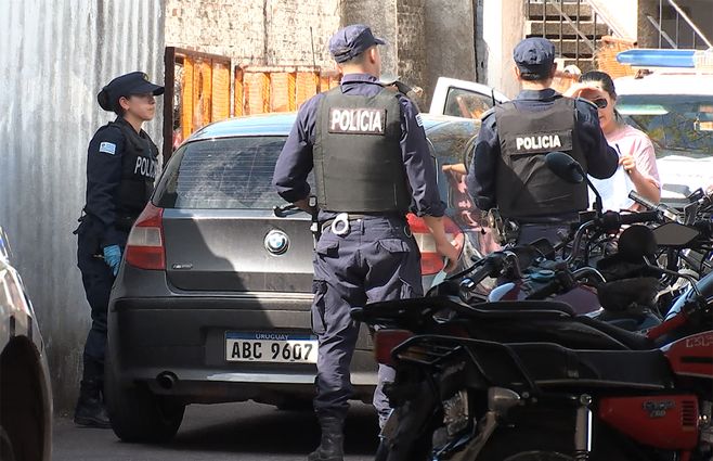 auto-bmw-amenazas-liceo-bauza