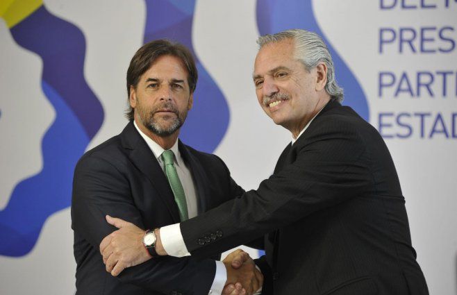 Lacalle Pou con Alberto Fernández. Foto: FocoUy