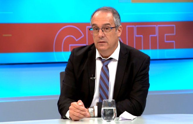 Ministro de Educación José Carlos Mahía en Arriba Gente.