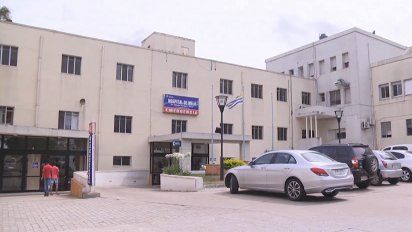 una mujer fue baleada por su expareja que se suicido de un disparo en la cabeza