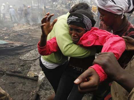 Explosión de oleoducto en Kenia deja centenar de fallecidos