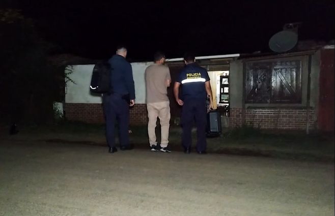 Foto: Subrayado. Casa donde ocurrió el femicidio en Artigas.