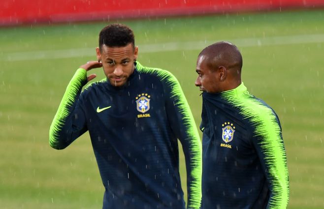 neymar-AFP-bajo-lluvia.jpg