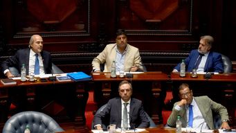 Oposición durante la comparecencia de Carlos Negro al Parlamento. Foto: Foco UY