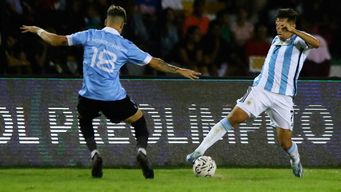 uruguay se despidio del preolimpico y argentina quedo como lider el grupo b tras empate