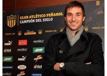 Peñarol es un abrazo de oso; por más cariñoso que sea, aplasta Peñarol es un abrazo de oso; por más cariñoso que sea, aplasta