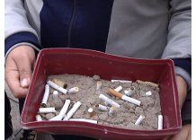 Un cigarrillo por un caramelo en el Día Mundial Sin Tabaco