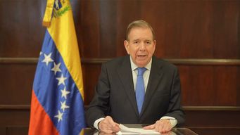 gonzalez urrutia exige a militares de venezuela desconocer ordenes ilegales de maduro: se autocorona dictador