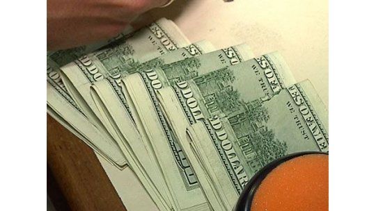 El dólar a 23,148 pesos, su mayor valor desde julio de 2009