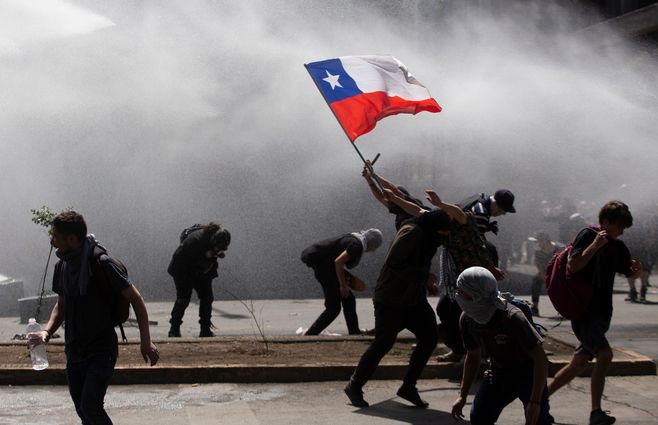 Chile-protestas-violentas-lunes-21.jpg