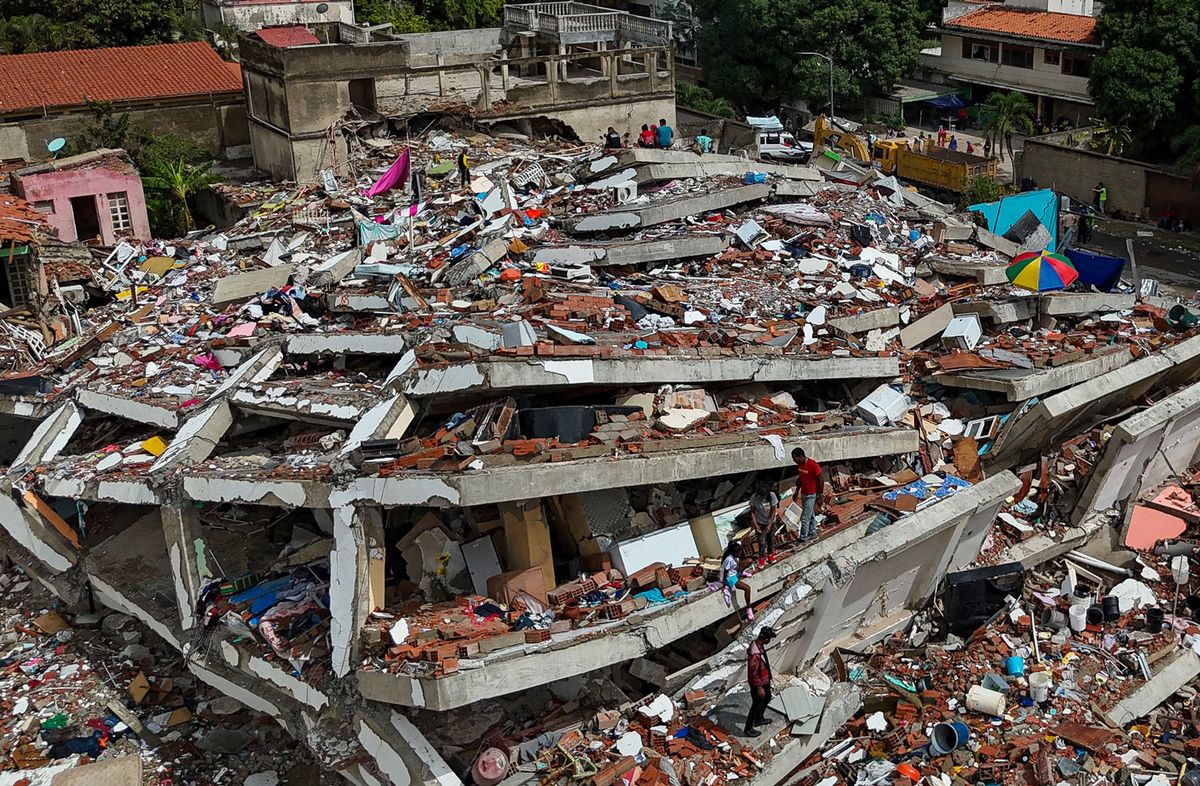 En Venezuela, los muertos por terremotos aumentaron a 1.719; hay más de 5.000 heridos y 15 damnificados