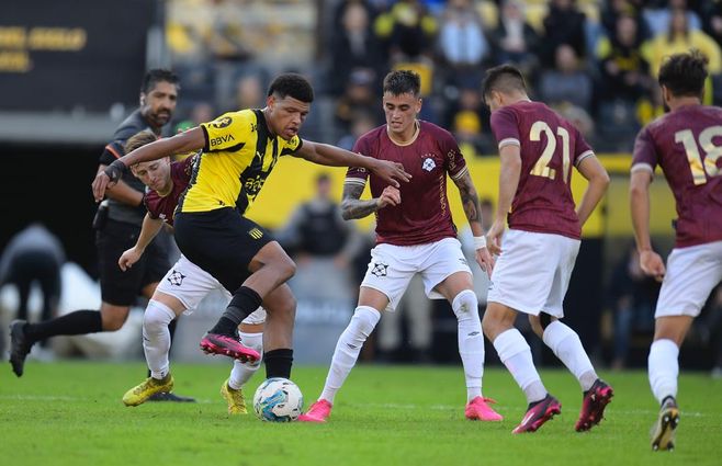 peñarol wanderers fecha 15 apertura 2023 foco uy (25).jpeg