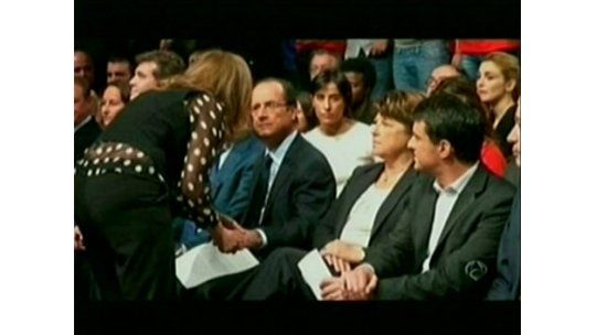 El día que a Hollande se lo vio con la ex, la actual y la amante